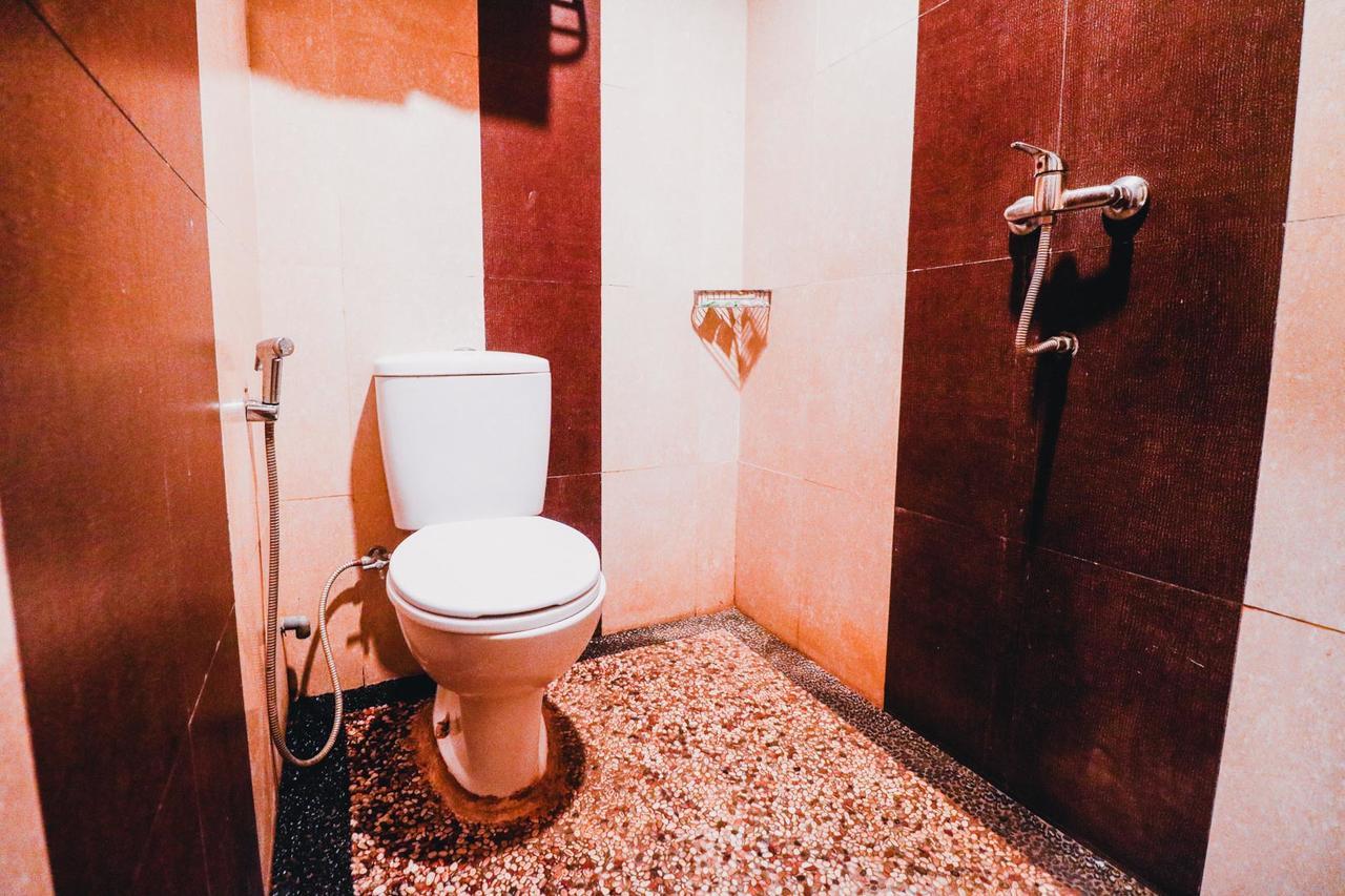 Reddoorz Plus Near Sultan Hasanuddin Airport Makasar Exteriér fotografie