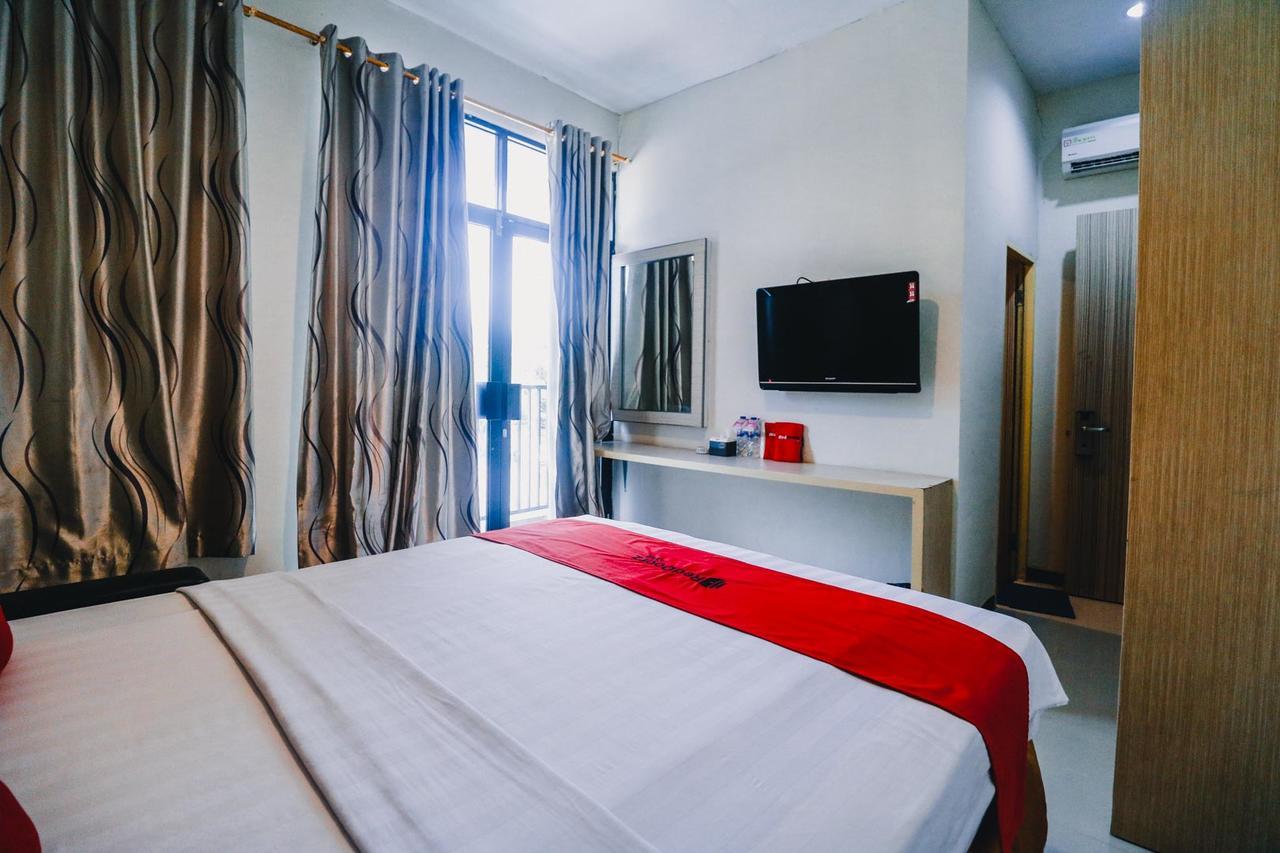 Reddoorz Plus Near Sultan Hasanuddin Airport Makasar Exteriér fotografie