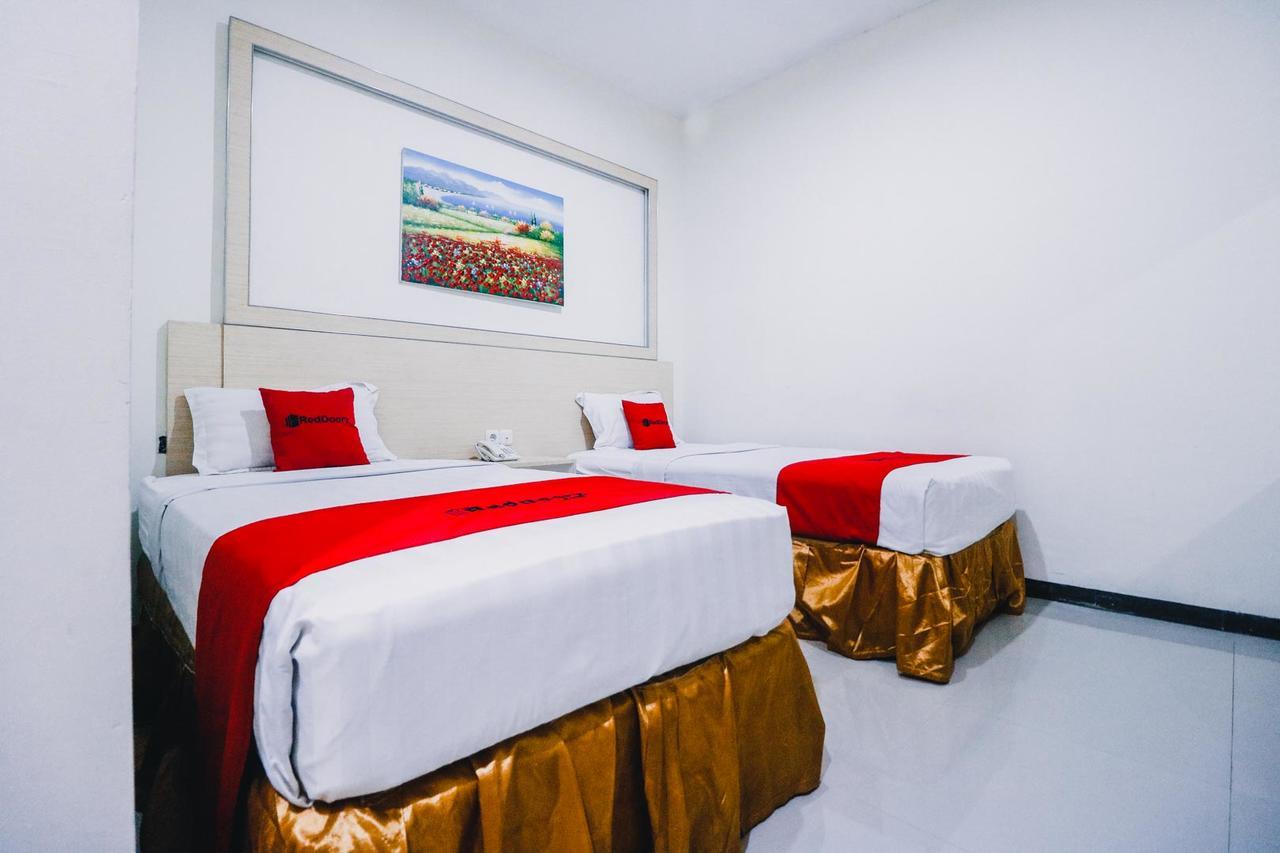 Reddoorz Plus Near Sultan Hasanuddin Airport Makasar Exteriér fotografie