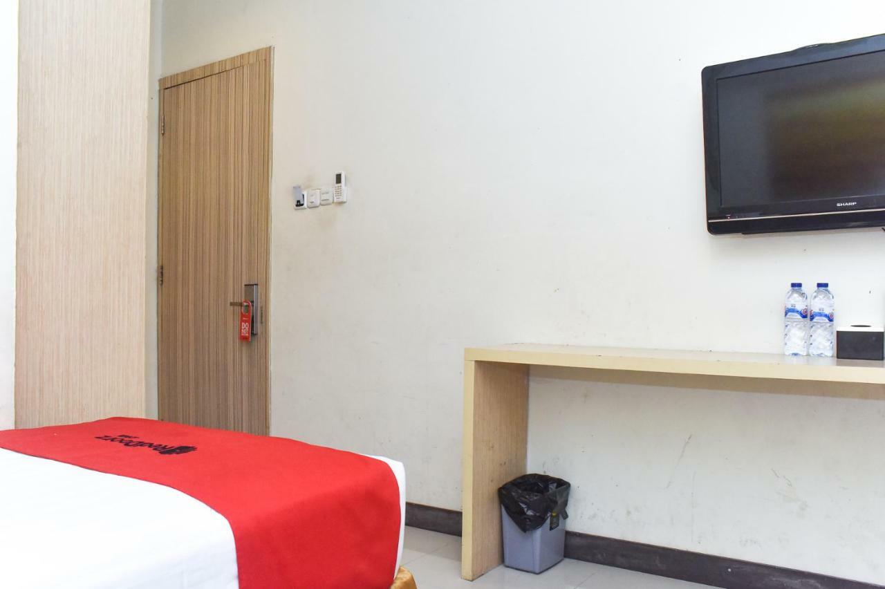 Reddoorz Plus Near Sultan Hasanuddin Airport Makasar Exteriér fotografie